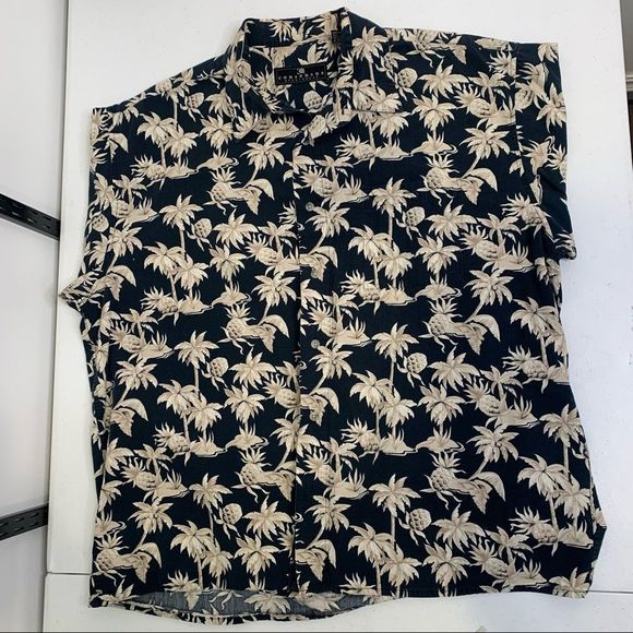 Consensus Tropical Button Down Short Sleeve Shirt - Picture 2 of 6